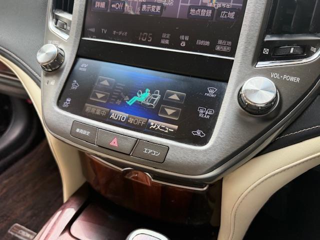 クラウンハイブリッド ロイヤルサルーンG 車高調社外AW本革ETCクルコンスマートキーナビ地デジBluetoothBカメシートエアコンメモリーシートフォグ(24枚目)