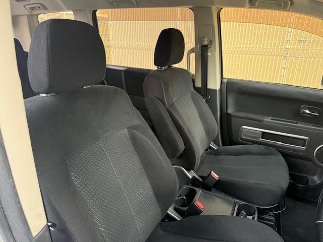 デリカＤ：５ Ｇ　パワーパッケージ　社外ＡＷカロッツェリアナビＤＶＤ地デジＢｌｕｅｔｏｏｔｈＥＴＣ両側パワースライドドアインテリキーフリップダウンモニタークルコン（20枚目）