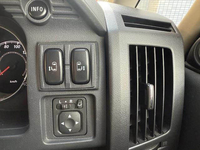 デリカＤ：５ Ｇ　パワーパッケージ　社外ＡＷカロッツェリアナビＤＶＤ地デジＢｌｕｅｔｏｏｔｈＥＴＣ両側パワースライドドアインテリキーフリップダウンモニタークルコン（27枚目）