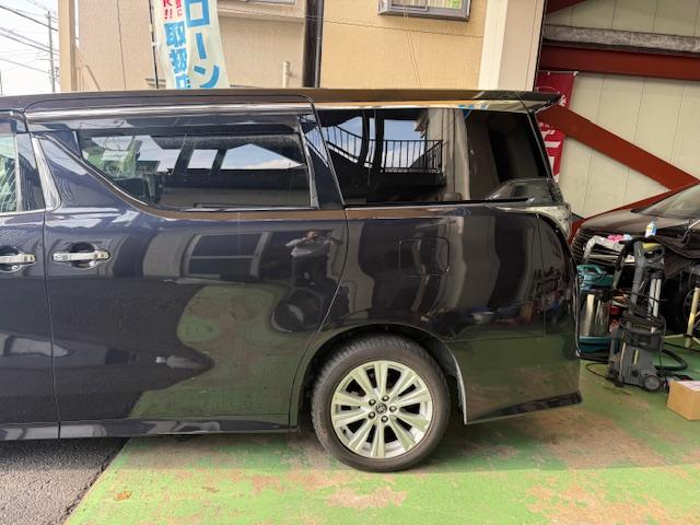 ���Ђ̓W���ԗ��͓��ɂ����ۂɎԗ���ԃ`�F�b�N�A���O���Ƃ��ɓO��N���[�j���O�ŋC�����̗ǂ��Y��ȏ�Ԃł̎d�オ���S�����Ă���܂��B