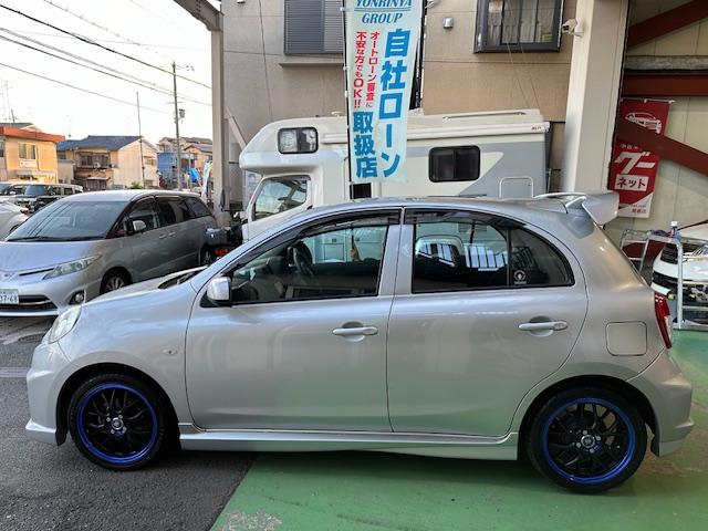 日産 マーチ