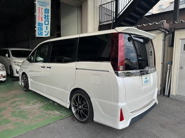 ヴォクシー ＺＳ　煌　社外ＡＷ・テール・車高調・ＴＲＤエアロ・カロッツェリアナビ・地デジ・ＤＶＤ・Ｂｌｕｅｔｏｏｔｈ・バックカメラ・ＥＴＣ・両側パワスラ・革調シート・後部モニタ・ドラレコ（11枚目）
