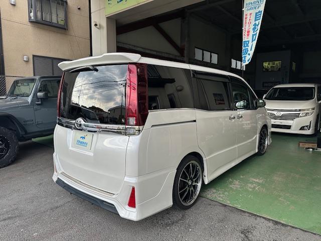 ヴォクシー ＺＳ　煌　社外ＡＷ・テール・車高調・ＴＲＤエアロ・カロッツェリアナビ・地デジ・ＤＶＤ・Ｂｌｕｅｔｏｏｔｈ・バックカメラ・ＥＴＣ・両側パワスラ・革調シート・後部モニタ・ドラレコ（12枚目）