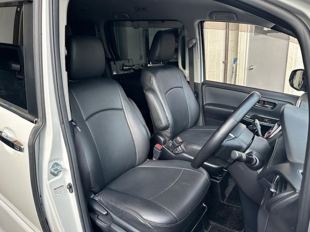 ヴォクシー ＺＳ　煌　社外ＡＷ・テール・車高調・ＴＲＤエアロ・カロッツェリアナビ・地デジ・ＤＶＤ・Ｂｌｕｅｔｏｏｔｈ・バックカメラ・ＥＴＣ・両側パワスラ・革調シート・後部モニタ・ドラレコ（20枚目）