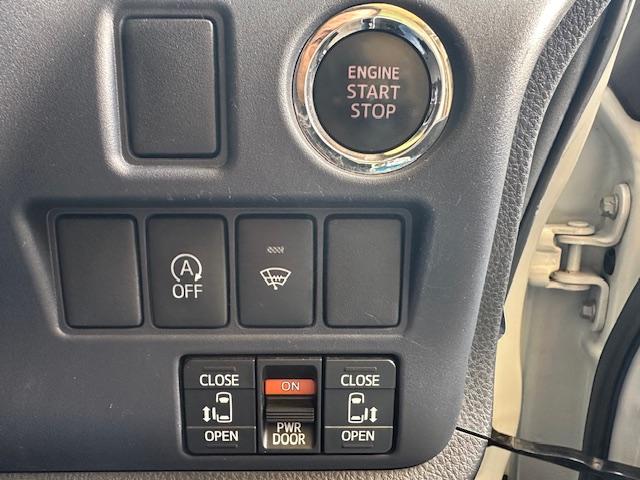 ヴォクシー ＺＳ　煌　社外ＡＷ・テール・車高調・ＴＲＤエアロ・カロッツェリアナビ・地デジ・ＤＶＤ・Ｂｌｕｅｔｏｏｔｈ・バックカメラ・ＥＴＣ・両側パワスラ・革調シート・後部モニタ・ドラレコ（27枚目）