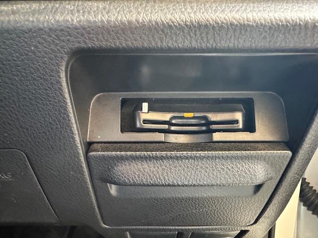 ヴォクシー ＺＳ　煌　社外ＡＷ・テール・車高調・ＴＲＤエアロ・カロッツェリアナビ・地デジ・ＤＶＤ・Ｂｌｕｅｔｏｏｔｈ・バックカメラ・ＥＴＣ・両側パワスラ・革調シート・後部モニタ・ドラレコ（28枚目）