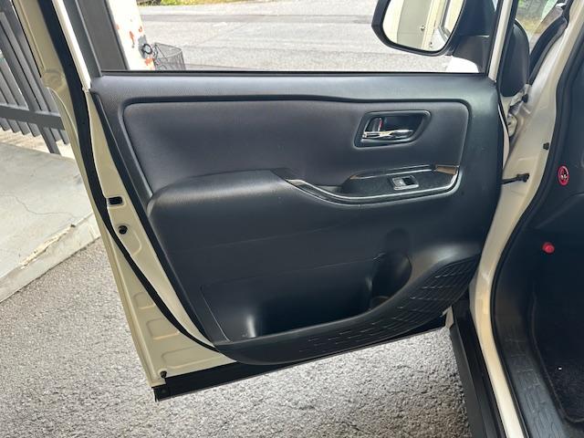 ヴォクシー ＺＳ　煌　社外ＡＷ・テール・車高調・ＴＲＤエアロ・カロッツェリアナビ・地デジ・ＤＶＤ・Ｂｌｕｅｔｏｏｔｈ・バックカメラ・ＥＴＣ・両側パワスラ・革調シート・後部モニタ・ドラレコ（34枚目）