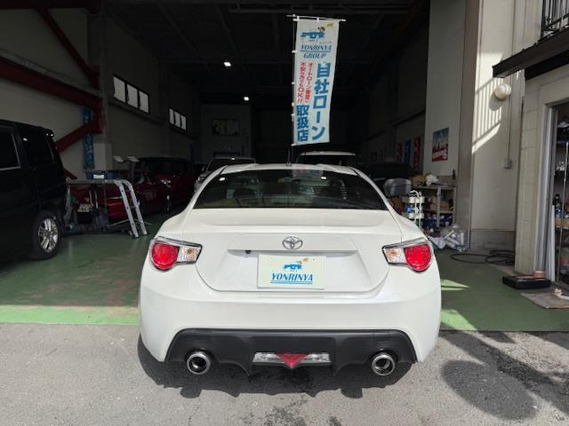 ８６ ＧＴ　社外ＡＷ・車高調・ナビ・ＤＶＤ・地デジ・Ｂｌｕｅｔｏｏｔｈ・バックカメラ・ＥＴＣ・ＵＳＢ・パドルシフト・ＨＩＤ・フォグ・スマートキー・電格納ミラー（13枚目）