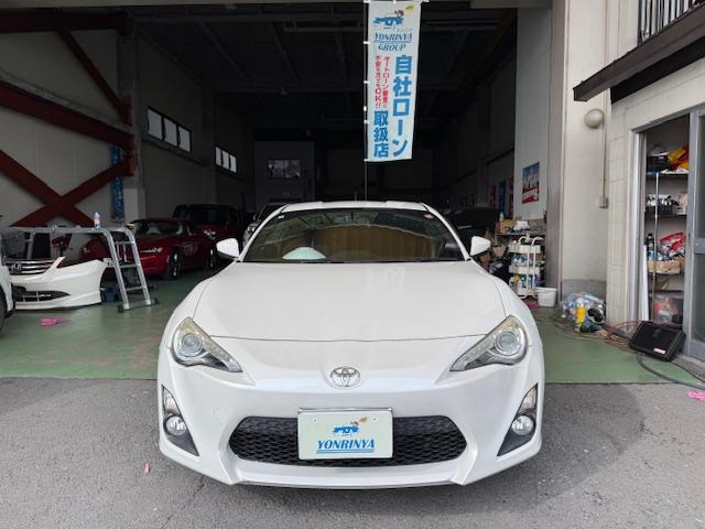 ８６ ＧＴ　社外ＡＷ・車高調・ナビ・ＤＶＤ・地デジ・Ｂｌｕｅｔｏｏｔｈ・バックカメラ・ＥＴＣ・ＵＳＢ・パドルシフト・ＨＩＤ・フォグ・スマートキー・電格納ミラー（14枚目）