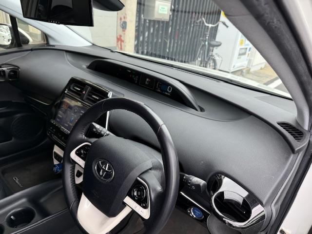 プリウス 　エアロ・社外ＡＷ・ＡＬＰＩＮＥナビ・地デジ・Ｂカメ・Ｂｌｕｅｔｏｏｔｈ・ＥＴＣ・ＬＥＤライト・シートヒーター・ウィンカーミラー・クルコン（22枚目）