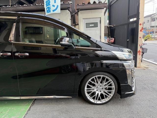 ヴェルファイア ３．５エグゼクティブラウンジＺ　モデリスタ・社外ＡＷ・ローダウン・ナビ・ＤＶＤ・Ｂｌｕｅｔｏｏｔｈ・Ｂカメ・ＥＴＣ・両側Ｐ・Ｐバックドア・エグゼクティブシート・シートエアコン・Ｗサンルーフ（18枚目）