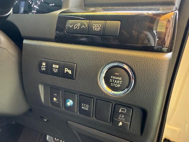 ヴェルファイア ２．４Ｚ　Ｇエディション　ナビ・地デジ・ＤＶＤ・Ｂｌｕｅｔｏｏｔｈ・両側パワースライドドア・パワーバックドア・クルコン・ＵＳＢ・パワーシート・ＥＴＣ・クルコン・オットマン・ウィンカーミラー（28枚目）