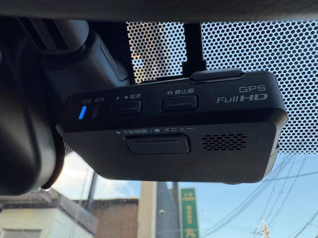 エクストレイル ２０Ｘ　エマージェンシーブレーキパッケージ　ナビ・地デジ・ＤＶＤ・Ｂｌｕｅｔｏｏｔｈ・バックカメラ・ＥＴＣ・インテリキー・シートヒーター・４ＷＤ・運転支援・エマージェンシーブレーキ（32枚目）