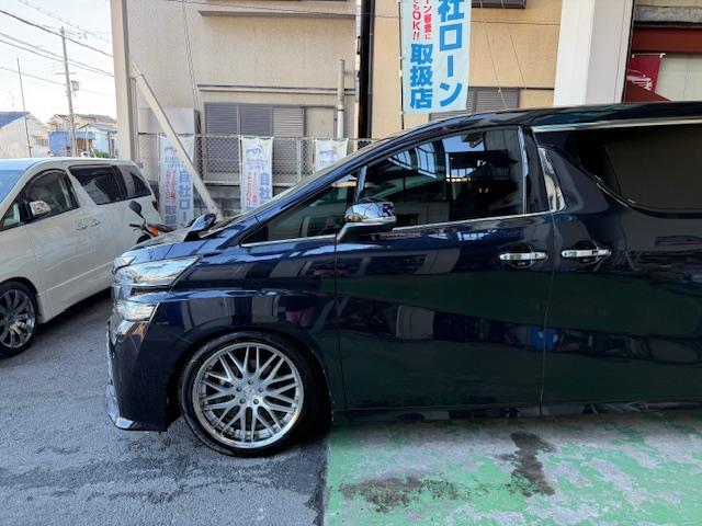 ヴェルファイア ２．５Ｚ　車高調・社外ＡＷ・ナビ・地デジ・Ｂｌｕｅｔｏｏｔｈ・バックカメラ・ＥＴＣ・両側Ｐスラ・後部モニター・オットマン・障害物センサー・ウィンカーミラー（15枚目）