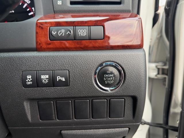 アルファード ２４０Ｓ　プライムセレクションＩＩ　車高調社外ＡＷナビ地デジＢカメＥＴＣＢｌｕｅｔｏｏｔｈ両側Ｐ後部モニタークルコンオットマンＬＥＤライトフォグサンルーフウィンカーミラースマートキー（27枚目）