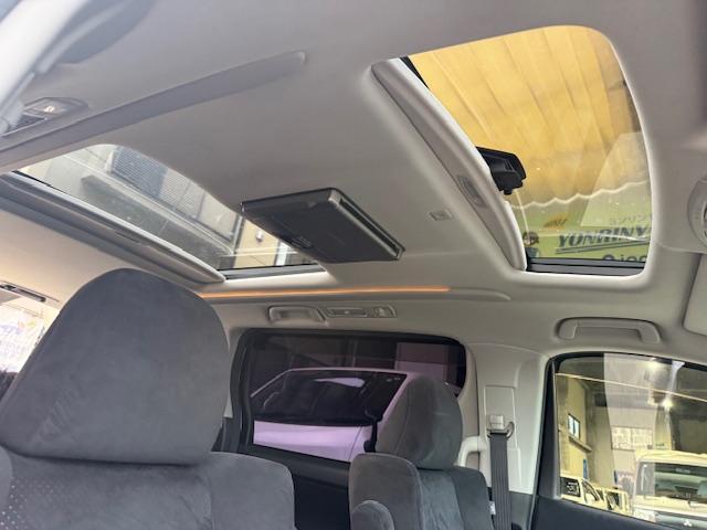 アルファード ２４０Ｓ　プライムセレクションＩＩ　車高調社外ＡＷナビ地デジＢカメＥＴＣＢｌｕｅｔｏｏｔｈ両側Ｐ後部モニタークルコンオットマンＬＥＤライトフォグサンルーフウィンカーミラースマートキー（32枚目）