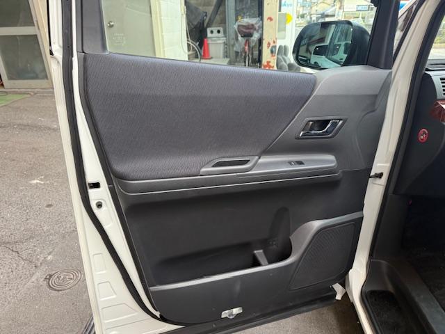 アルファード ２４０Ｓ　プライムセレクションＩＩ　車高調社外ＡＷナビ地デジＢカメＥＴＣＢｌｕｅｔｏｏｔｈ両側Ｐ後部モニタークルコンオットマンＬＥＤライトフォグサンルーフウィンカーミラースマートキー（34枚目）