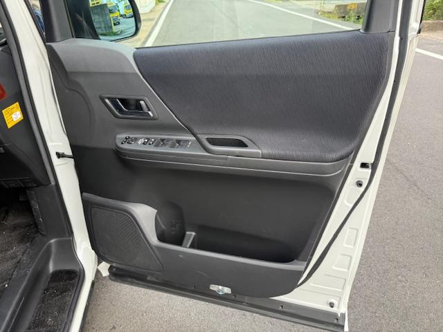 アルファード ２４０Ｓ　プライムセレクションＩＩ　車高調社外ＡＷナビ地デジＢカメＥＴＣＢｌｕｅｔｏｏｔｈ両側Ｐ後部モニタークルコンオットマンＬＥＤライトフォグサンルーフウィンカーミラースマートキー（35枚目）