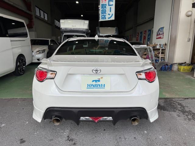 ８６ ＧＴリミテッド　モデリスタエアロナビＤＶＤ地デジＢｌｕｅｔｏｏｔｈシートヒーターＥＴＣＵＳＢパドルシフトＨＩＤライトフォグスマートキー電格納ミラー（12枚目）