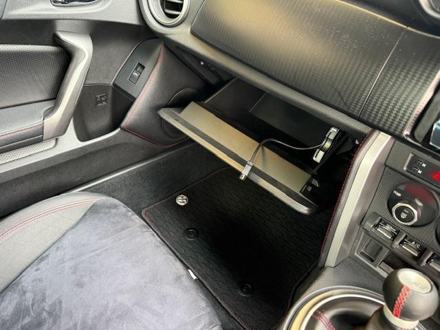８６ ＧＴリミテッド　モデリスタエアロナビＤＶＤ地デジＢｌｕｅｔｏｏｔｈシートヒーターＥＴＣＵＳＢパドルシフトＨＩＤライトフォグスマートキー電格納ミラー（23枚目）