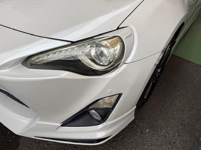 ８６ ＧＴリミテッド　モデリスタエアロナビＤＶＤ地デジＢｌｕｅｔｏｏｔｈシートヒーターＥＴＣＵＳＢパドルシフトＨＩＤライトフォグスマートキー電格納ミラー（31枚目）