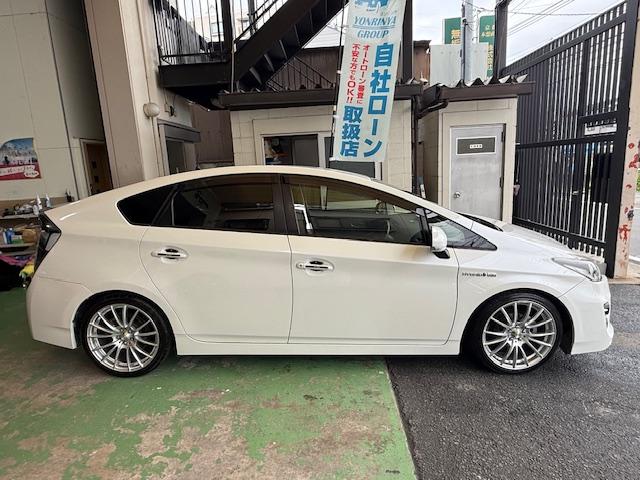 プリウス Ｓツーリングセレクション・Ｇ’ｓ　社外ＡＷナビＤＶＤ地デジＢｌｕｅｔｏｏｔｈバックカメラＥＴＣＬＥＤライトフォグスマートキー（10枚目）