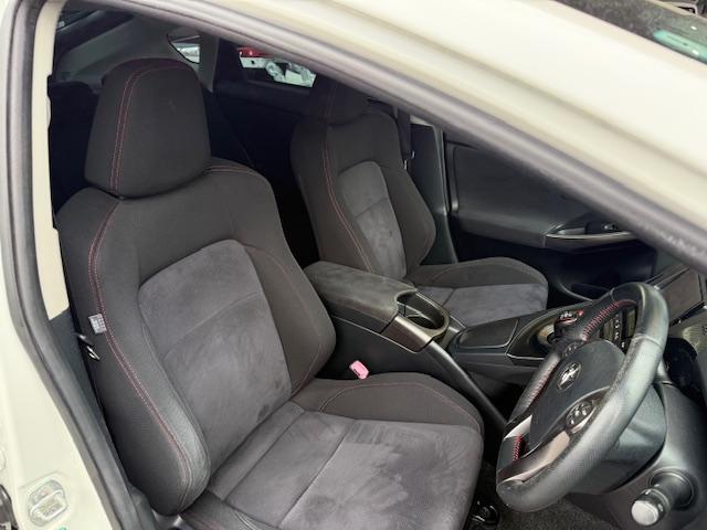 プリウス Ｓツーリングセレクション・Ｇ’ｓ　社外ＡＷナビＤＶＤ地デジＢｌｕｅｔｏｏｔｈバックカメラＥＴＣＬＥＤライトフォグスマートキー（20枚目）