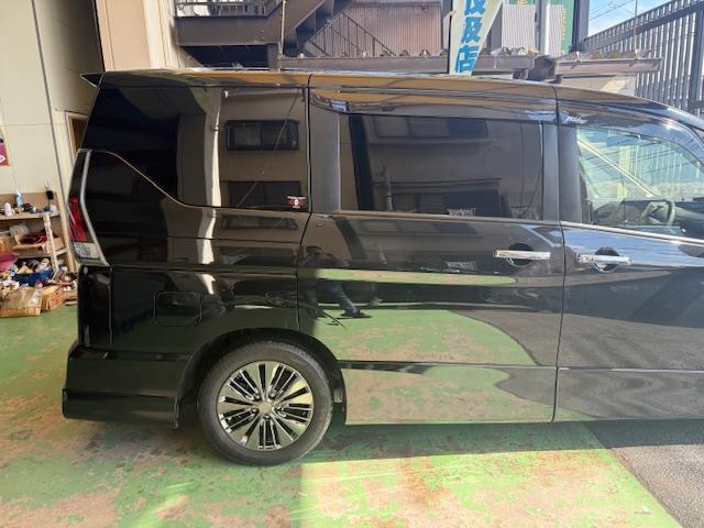 セレナ ライダー プロパイロットエディション 純正ナビ地デジBカメBluetoothETC両側PスラプロパイロットUSB接続テーブルサンシェードクルコン運転支援障害物センサー純正AWワンオーナー(17枚目)