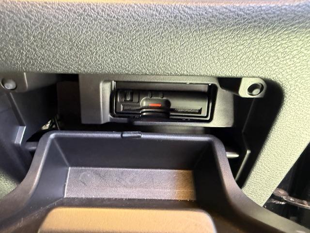 セレナ ライダー プロパイロットエディション 純正ナビ地デジBカメBluetoothETC両側PスラプロパイロットUSB接続テーブルサンシェードクルコン運転支援障害物センサー純正AWワンオーナー(28枚目)