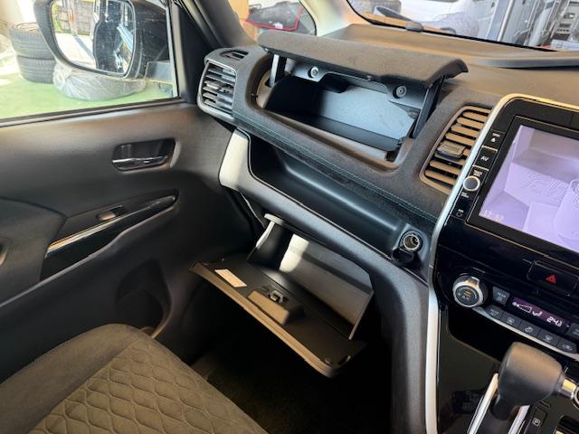 セレナ ライダー プロパイロットエディション 純正ナビ地デジBカメBluetoothETC両側PスラプロパイロットUSB接続テーブルサンシェードクルコン運転支援障害物センサー純正AWワンオーナー(29枚目)