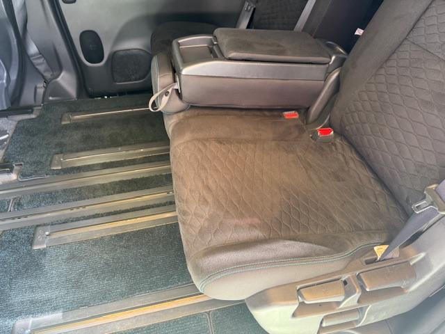 セレナ ライダー プロパイロットエディション 純正ナビ地デジBカメBluetoothETC両側PスラプロパイロットUSB接続テーブルサンシェードクルコン運転支援障害物センサー純正AWワンオーナー(38枚目)