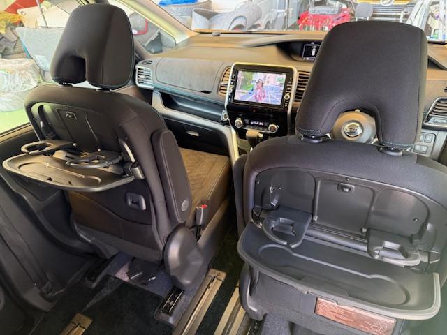 セレナ ライダー プロパイロットエディション 純正ナビ地デジBカメBluetoothETC両側PスラプロパイロットUSB接続テーブルサンシェードクルコン運転支援障害物センサー純正AWワンオーナー(41枚目)