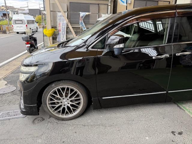 エルグランド ２５０ハイウェイスター　エアロ車高調社外ＡＷナビ地デジバックカメラパワースライドドアサンシェードオットマンＥＴＣインテリキーフォグ（15枚目）