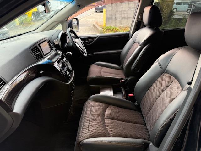 エルグランド ２５０ハイウェイスター　エアロ車高調社外ＡＷナビ地デジバックカメラパワースライドドアサンシェードオットマンＥＴＣインテリキーフォグ（34枚目）