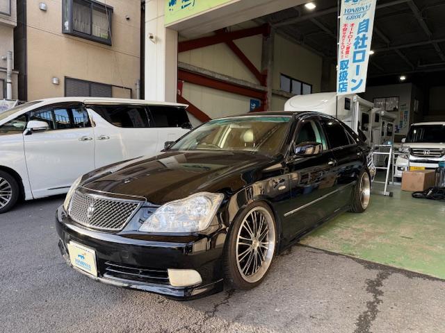 クラウン アスリート　プレミアム５０ｔｈエディション　社外ＡＷ車高調ナビバックカメラ黒革サンルーフＥＴＣシートエアコンパワーシートクルコンフォグスマートキー（8枚目）