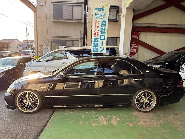 クラウン アスリート　プレミアム５０ｔｈエディション　社外ＡＷ車高調ナビバックカメラ黒革サンルーフＥＴＣシートエアコンパワーシートクルコンフォグスマートキー（9枚目）