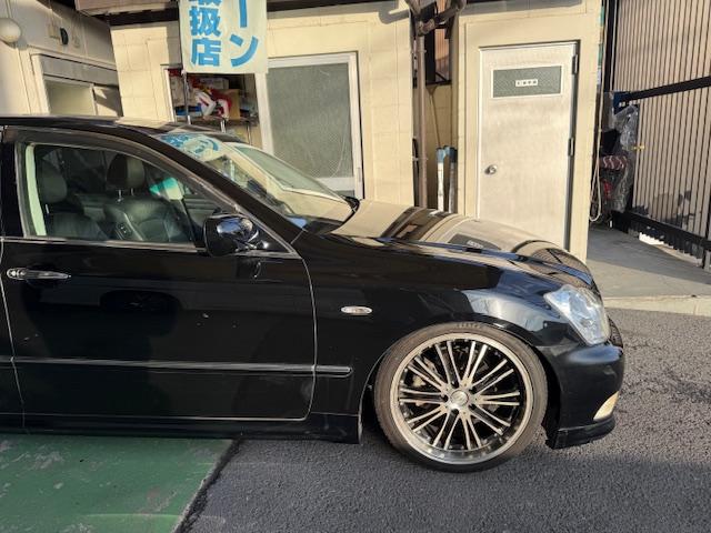 クラウン アスリート　プレミアム５０ｔｈエディション　社外ＡＷ車高調ナビバックカメラ黒革サンルーフＥＴＣシートエアコンパワーシートクルコンフォグスマートキー（18枚目）