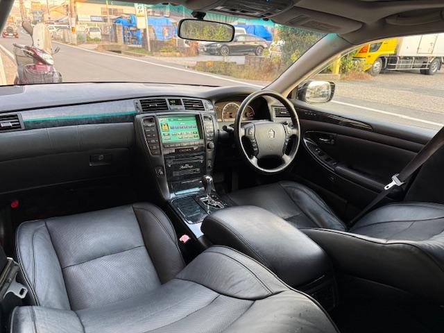 クラウン アスリート　プレミアム５０ｔｈエディション　社外ＡＷ車高調ナビバックカメラ黒革サンルーフＥＴＣシートエアコンパワーシートクルコンフォグスマートキー（19枚目）