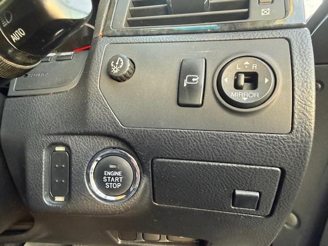 クラウン アスリート　プレミアム５０ｔｈエディション　社外ＡＷ車高調ナビバックカメラ黒革サンルーフＥＴＣシートエアコンパワーシートクルコンフォグスマートキー（26枚目）