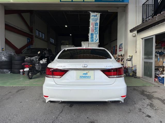 LS LS460 バージョンC Iパッケージ 社外21AW黒革サンルーフパワートランクハンドルヒーターシートエアコンエアサスコントローラーBSMAHSPCSソナーデェイライト(13枚目)