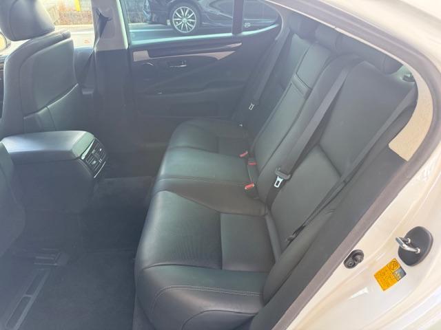 LS LS460 バージョンC Iパッケージ 社外21AW黒革サンルーフパワートランクハンドルヒーターシートエアコンエアサスコントローラーBSMAHSPCSソナーデェイライト(38枚目)