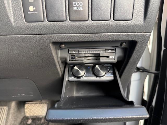 アルファード 240S ローダウン社外AWナビTVDVDバックカメラBluetoothETC両側パワスラ革調シートクルコンオットマンドラレコウィンカーミラー(30枚目)