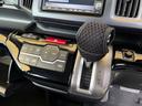 運転席、助手席からでも操作しやすいです!