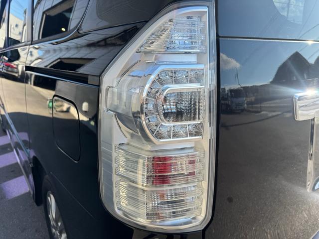 ヴォクシー ZS 煌II 後期モデル 両側パワースライドドア ハーフレザーシート プッシュスタート HDDナビ フルセグTV ETC バックカメラ 12か月走行距離無制限故障保証(47枚目)