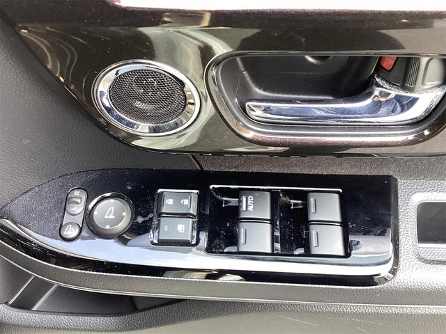 Ｎ－ＢＯＸカスタム Ｇ・Ｌホンダセンシング　ドライブレコーダー　バックカメラ　両側電動スライドドア　ナビ　ＴＶ　レーンアシスト　衝突被害軽減システム　オートライト　スマートキー　アイドリングストップ　電動格納ミラー　シートヒーター　ベンチシート（13枚目）