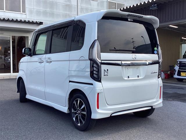 Ｎ－ＢＯＸカスタム Ｇ・Ｌホンダセンシング　ドライブレコーダー　バックカメラ　両側電動スライドドア　ナビ　ＴＶ　レーンアシスト　衝突被害軽減システム　オートライト　スマートキー　アイドリングストップ　電動格納ミラー　シートヒーター　ベンチシート（19枚目）