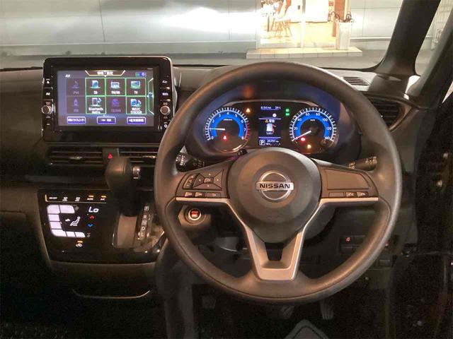 ルークス ハイウェイスター　Ｘ　純正９インチナビ　ドライブレコーダー　全周囲カメラ　両側スライド・片側電動　ナビ　ＴＶ　オートライト　スマートキー　アイドリングストップ　電動格納ミラー　ＣＶＴ　ＡＢＳ　ＥＳＣ　ＣＤ　ＤＶＤ再生（5枚目）