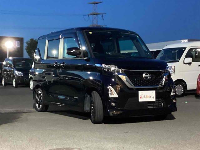 ルークス ハイウェイスター　Ｘ　純正９インチナビ　ドライブレコーダー　全周囲カメラ　両側スライド・片側電動　ナビ　ＴＶ　オートライト　スマートキー　アイドリングストップ　電動格納ミラー　ＣＶＴ　ＡＢＳ　ＥＳＣ　ＣＤ　ＤＶＤ再生（16枚目）