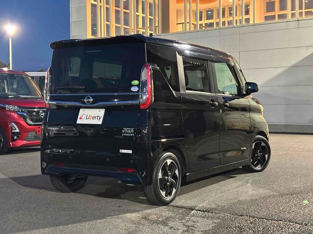 ルークス ハイウェイスター　Ｘ　純正９インチナビ　ドライブレコーダー　全周囲カメラ　両側スライド・片側電動　ナビ　ＴＶ　オートライト　スマートキー　アイドリングストップ　電動格納ミラー　ＣＶＴ　ＡＢＳ　ＥＳＣ　ＣＤ　ＤＶＤ再生（18枚目）