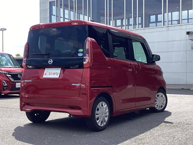 ルークス Ｘ　全周囲カメラ　両側スライド・片側電動　クリアランスソナー　スマートキー　アイドリングストップ　ベンチシート　ＣＶＴ　ＣＤ　エアコン　パワーウィンドウ（18枚目）